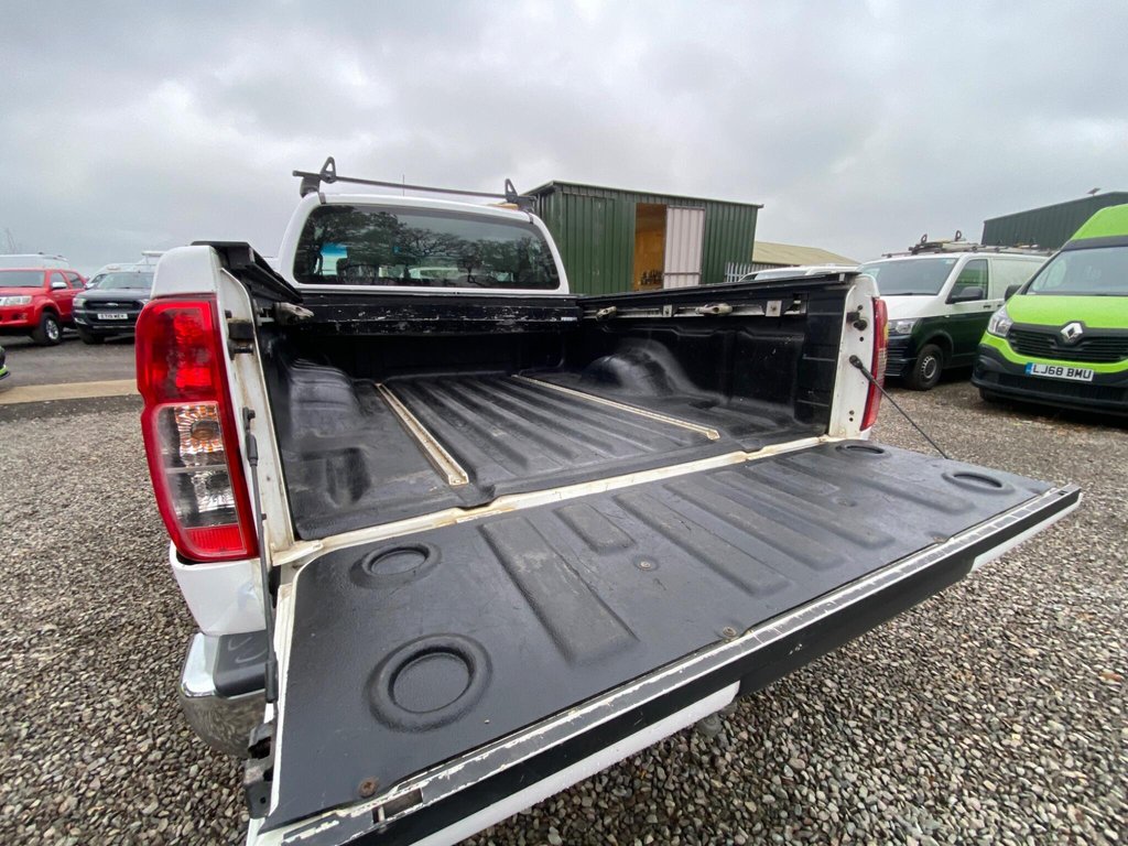 Used Nissan Navara 2013 for sale - 76686269: Photo 44