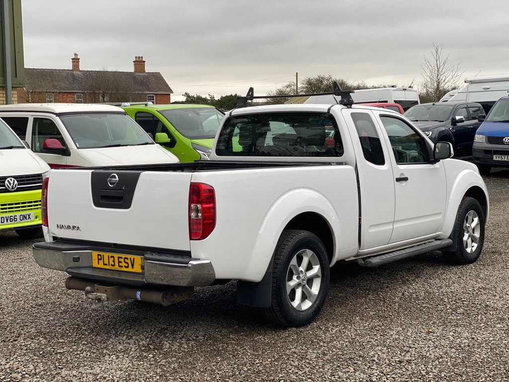 Used Nissan Navara 2013 for sale - 76686269: Photo 5
