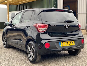 Used Hyundai i10 2017 for sale - 75350563: Photo