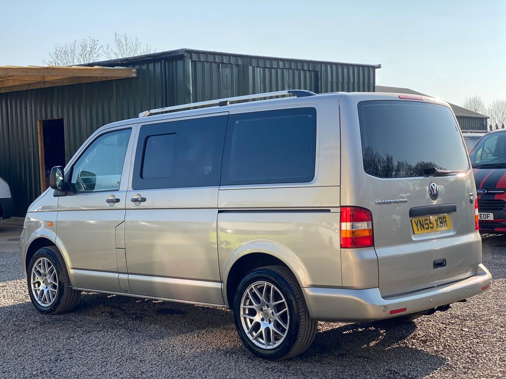 Used Volkswagen Transporter Shuttle 2006 for sale - 77953159: Photo 4