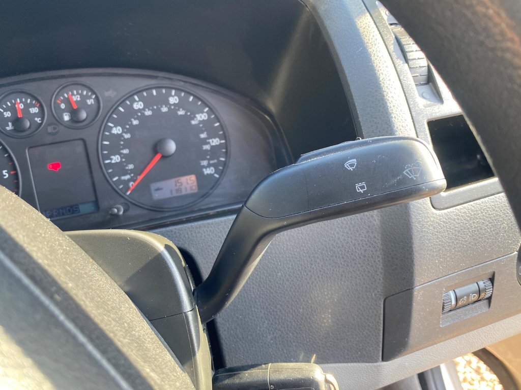 Used Volkswagen Transporter Shuttle 2006 for sale - 77953159: Photo 40