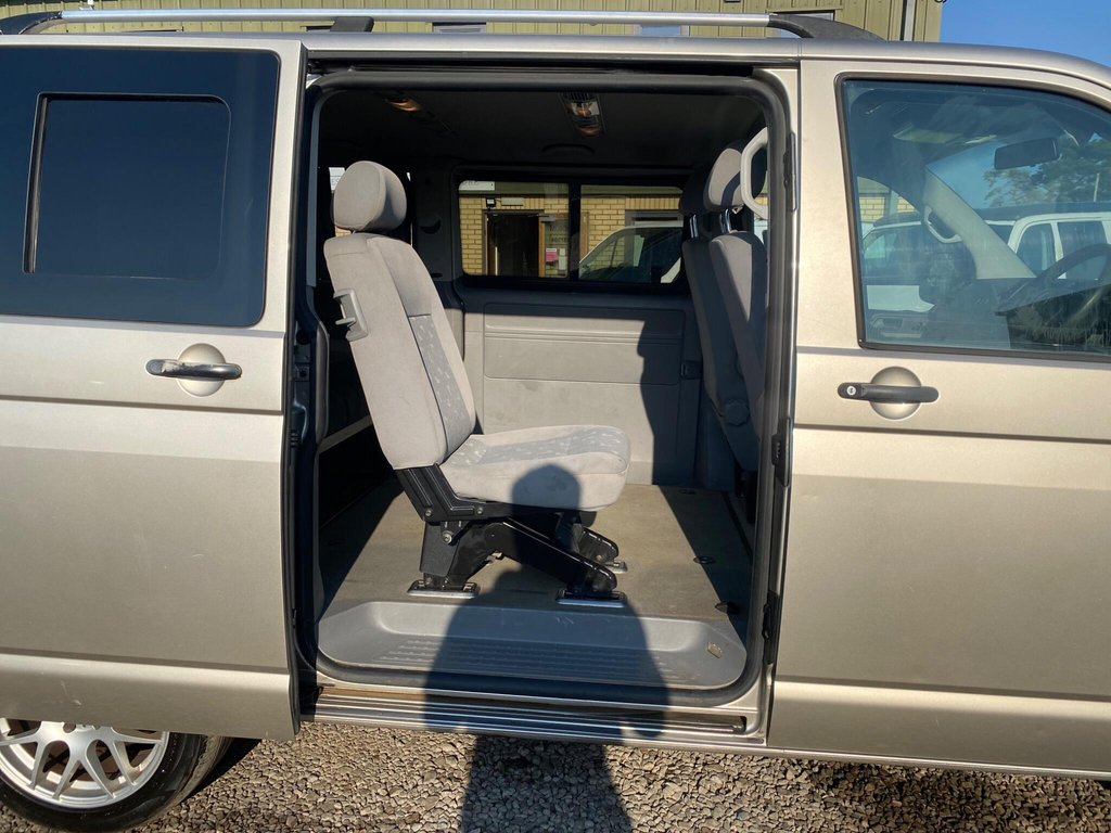 Used Volkswagen Transporter Shuttle 2006 for sale - 77953159: Photo 44
