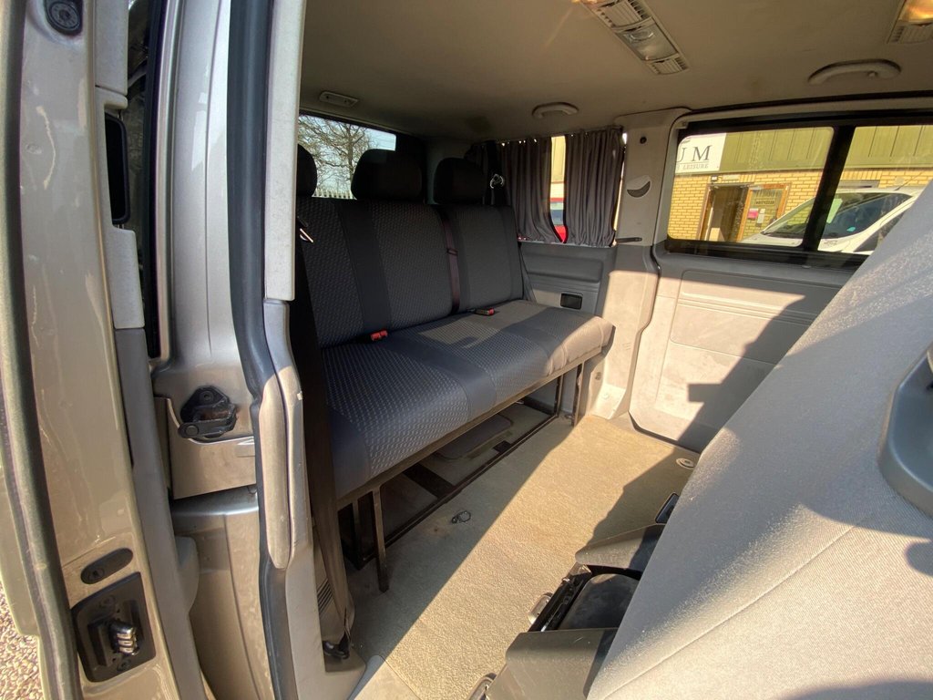 Used Volkswagen Transporter Shuttle 2006 for sale - 77953159: Photo 46