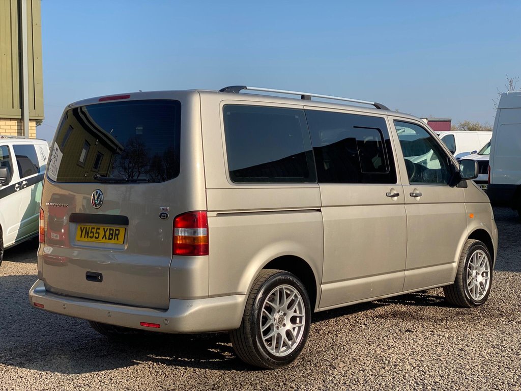 Used Volkswagen Transporter Shuttle 2006 for sale - 77953159: Photo 5