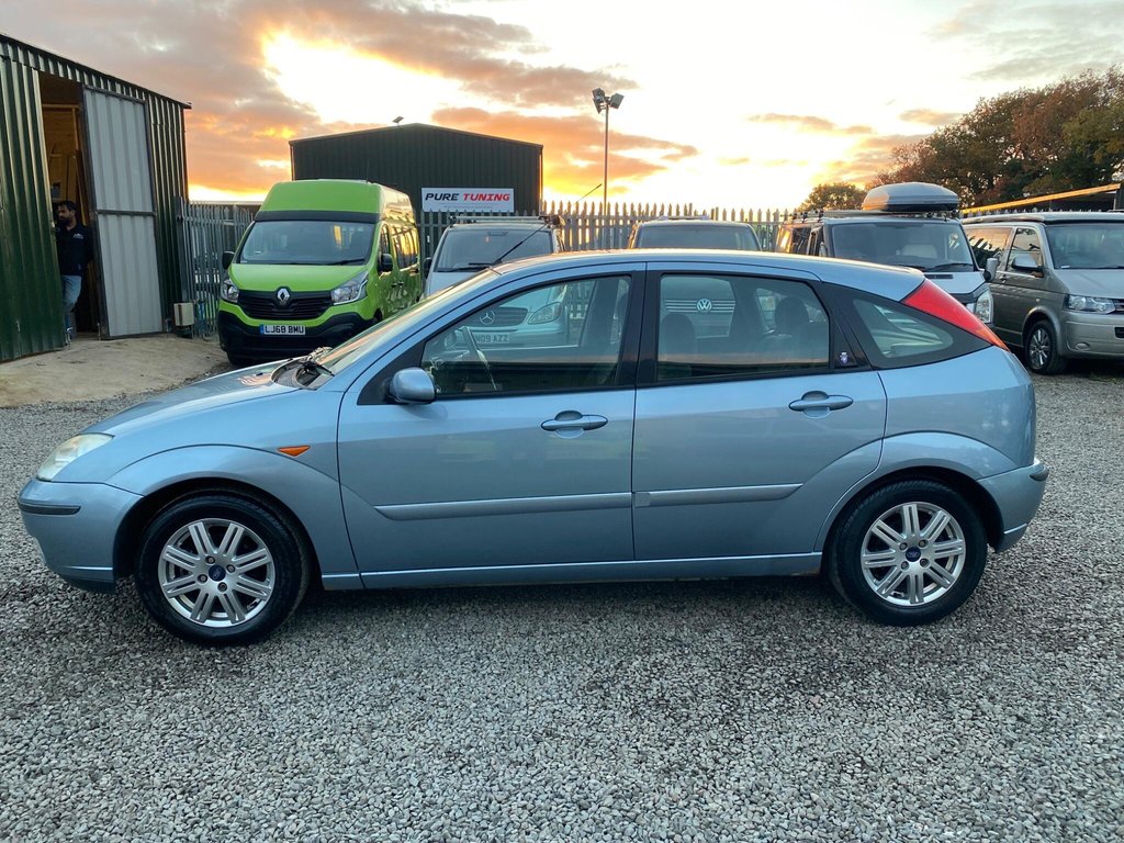 Used Ford Focus 2004 for sale - 76520656: Photo 10