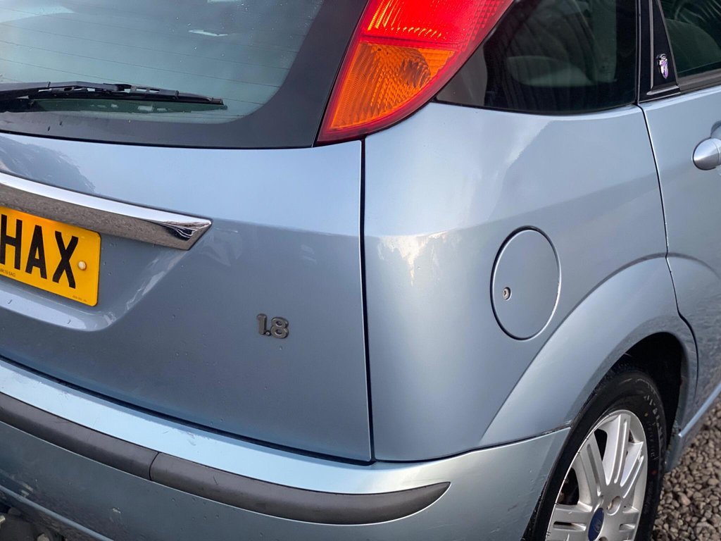 Used Ford Focus 2004 for sale - 76520656: Photo 19