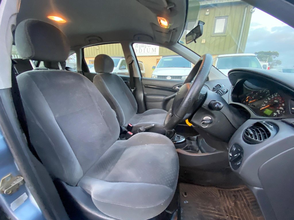 Used Ford Focus 2004 for sale - 76520656: Photo 21