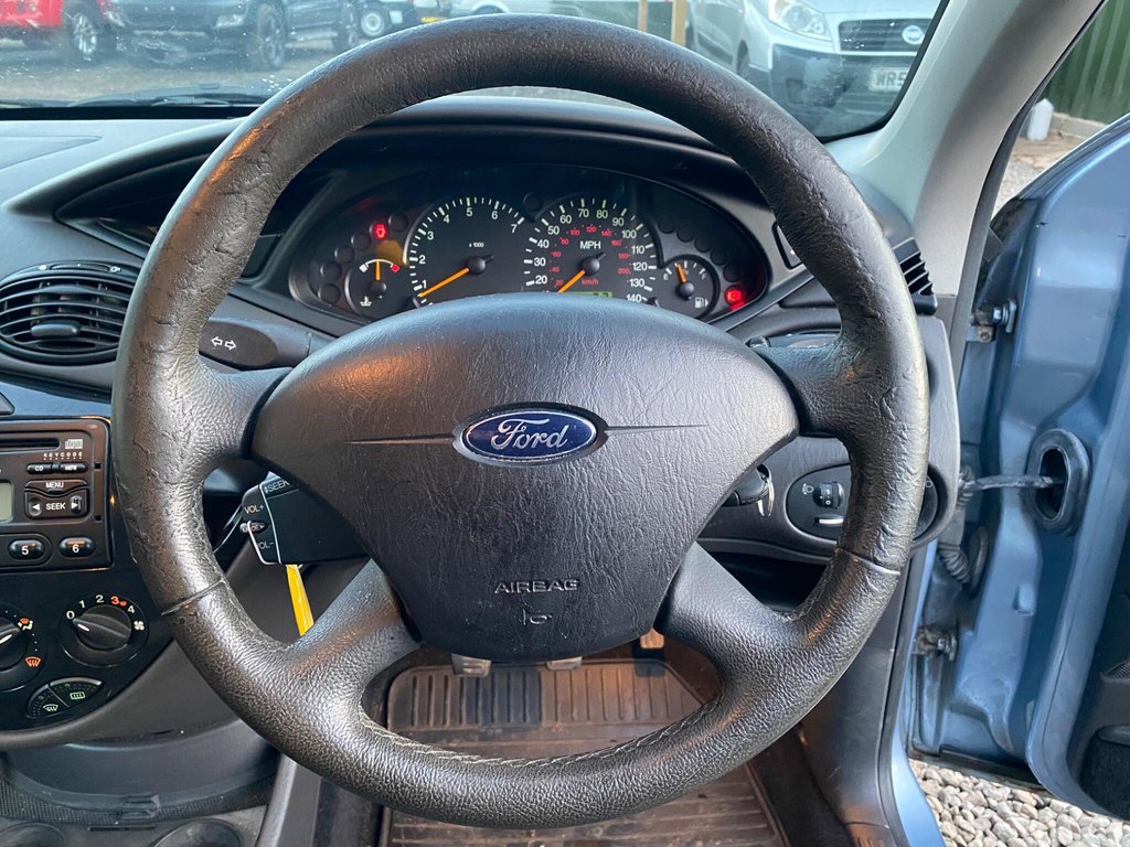 Used Ford Focus 2004 for sale - 76520656: Photo 25