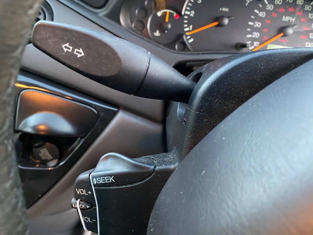 Used Ford Focus 2004 for sale - 76520656: Photo 26