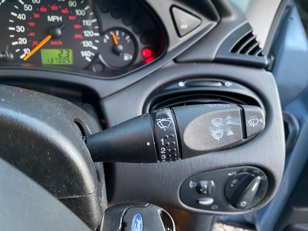 Used Ford Focus 2004 for sale - 76520656: Photo 27