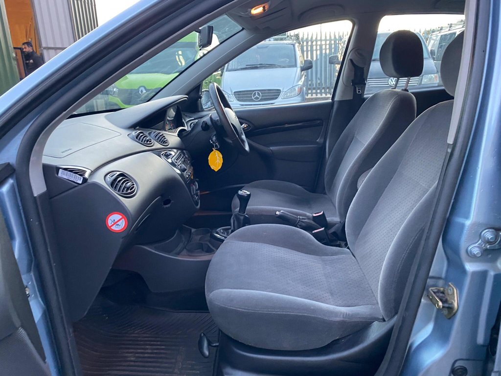 Used Ford Focus 2004 for sale - 76520656: Photo 42