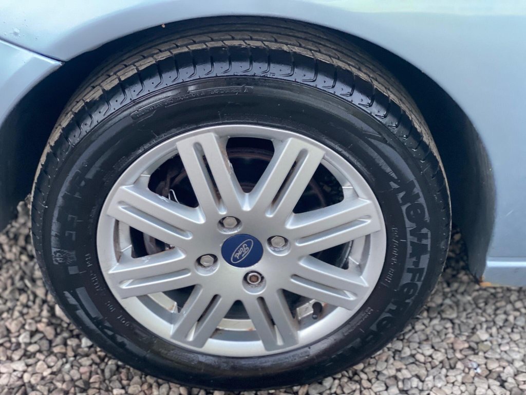 Used Ford Focus 2004 for sale - 76520656: Photo 45