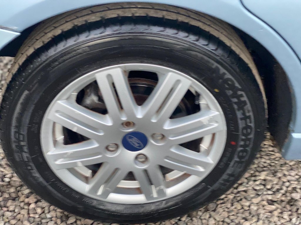 Used Ford Focus 2004 for sale - 76520656: Photo 47