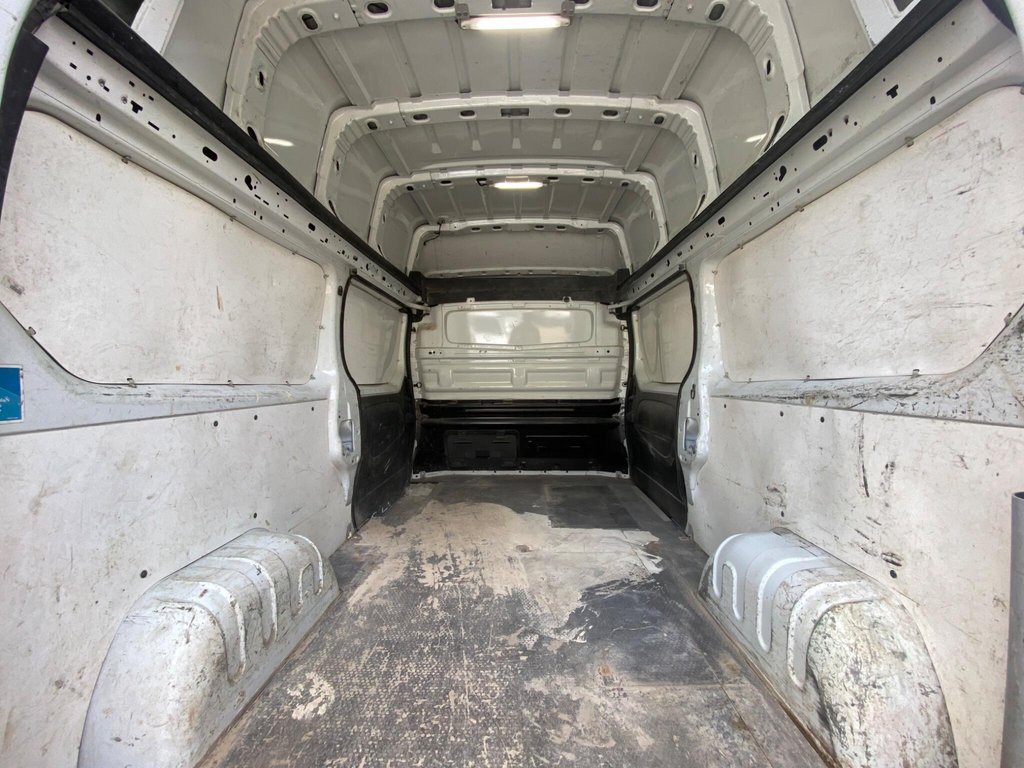 Used Vauxhall Vivaro 2019 for sale - 76111944: Photo 15