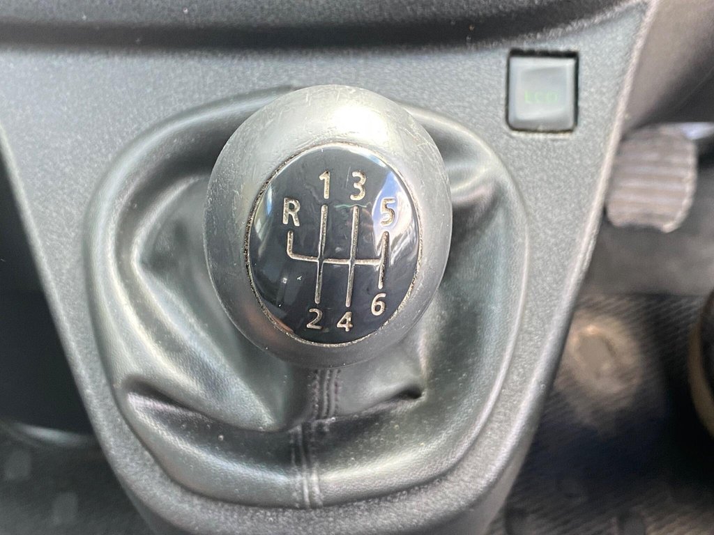 Used Vauxhall Vivaro 2019 for sale - 76111944: Photo 46