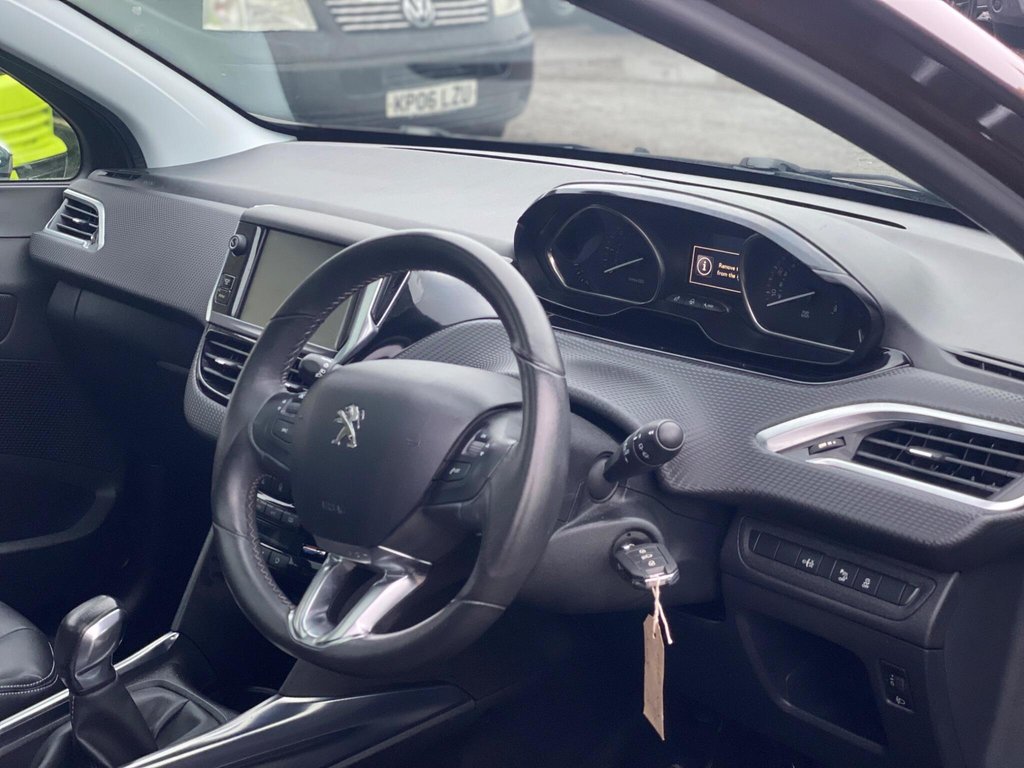 Used Peugeot 2008 2013 for sale - 77820515: Photo 6