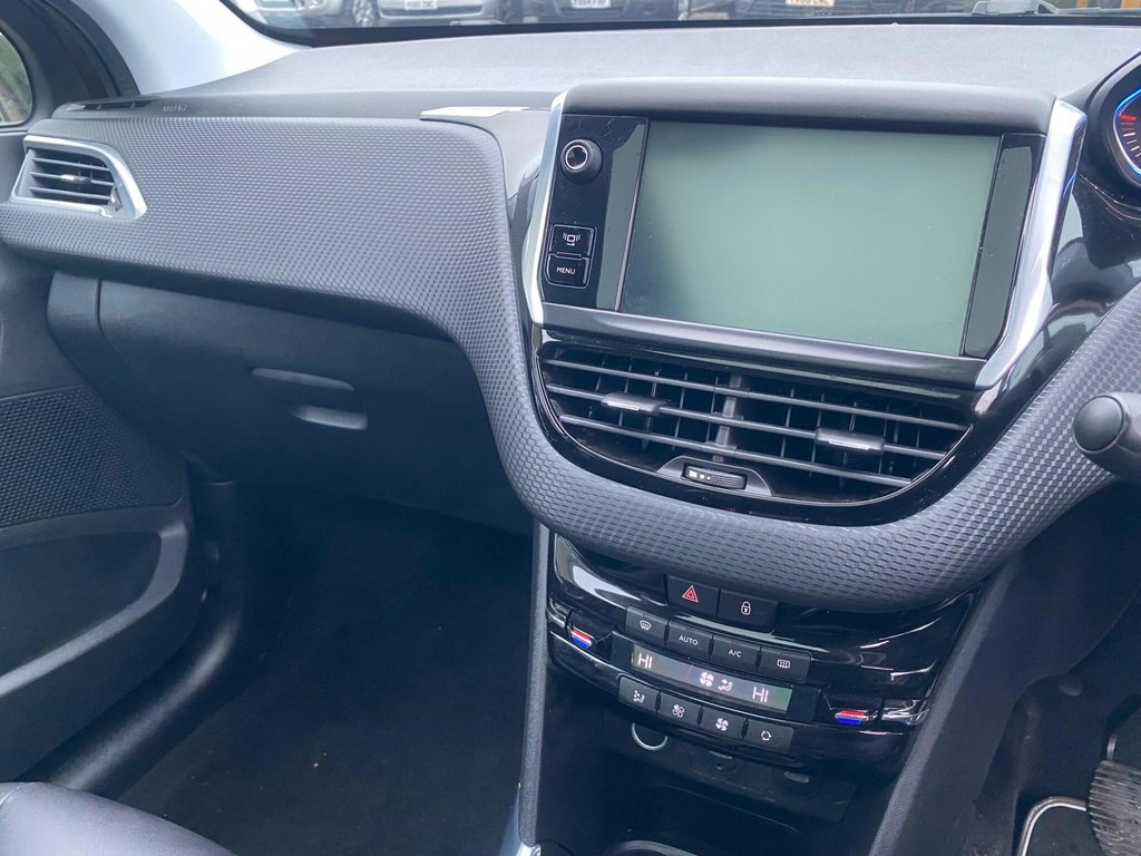 Used Peugeot 2008 2013 for sale - 77820515: Photo 9