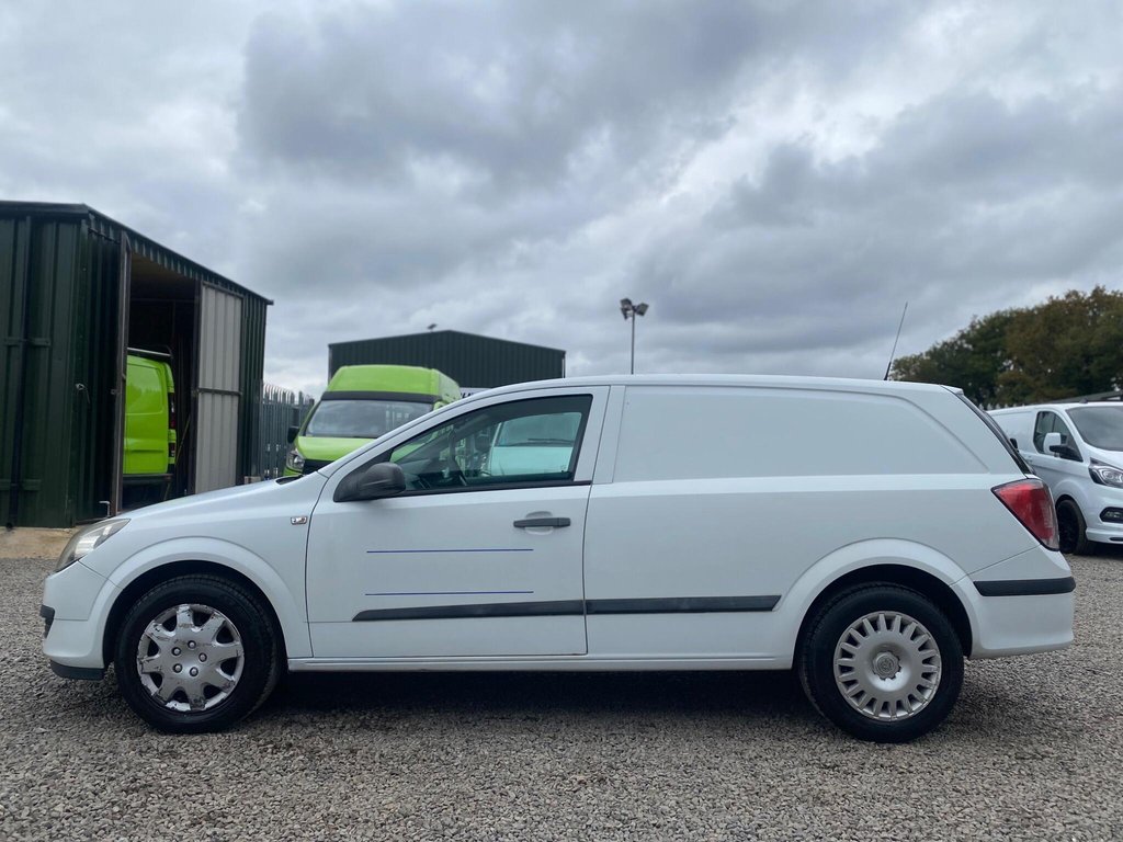 Used Vauxhall Astra Van 2007 for sale - 76297097: Photo 16