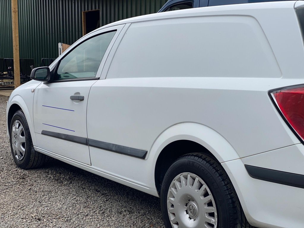 Used Vauxhall Astra Van 2007 for sale - 76297097: Photo 24