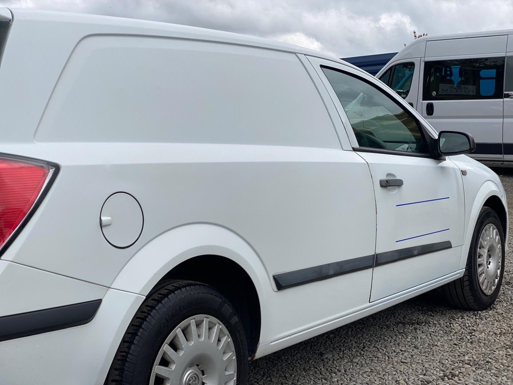 Used Vauxhall Astra Van 2007 for sale - 76297097: Photo 26