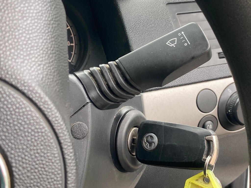 Used Vauxhall Astra Van 2007 for sale - 76297097: Photo 34