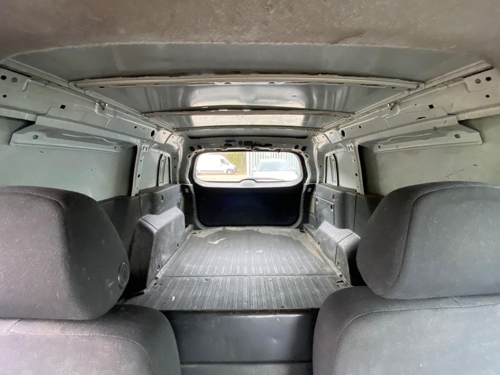 Used Vauxhall Astra Van 2007 for sale - 76297097: Photo 38