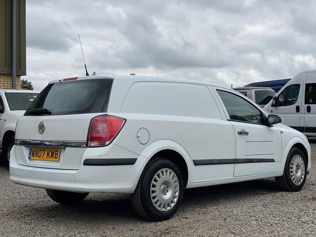 Used Vauxhall Astra Van 2007 for sale - 76297097: Photo 5
