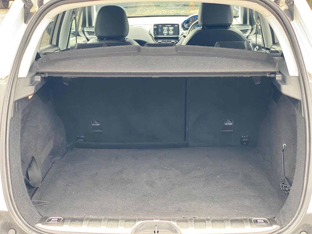 Used Peugeot 2008 2016 for sale - 76482433: Photo 10