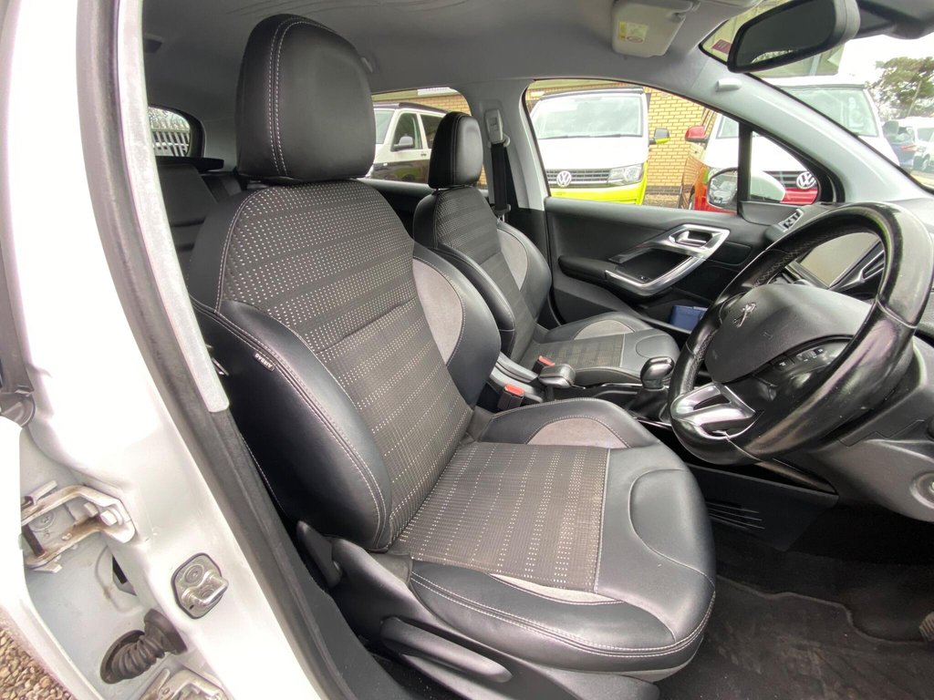 Used Peugeot 2008 2016 for sale - 76482433: Photo 29