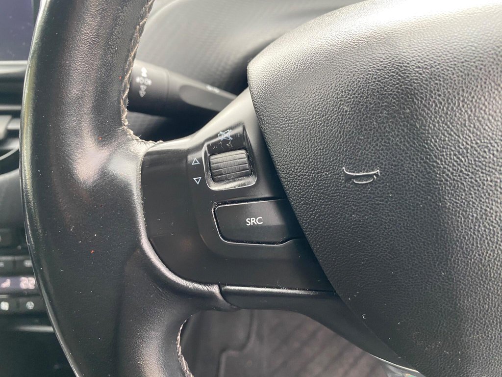 Used Peugeot 2008 2016 for sale - 76482433: Photo 34