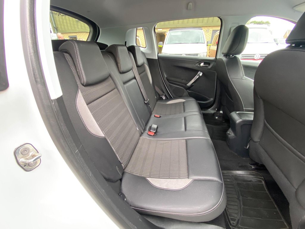 Used Peugeot 2008 2016 for sale - 76482433: Photo 45