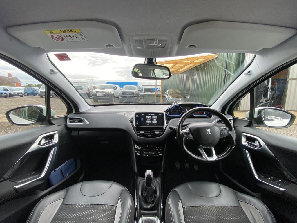 Used Peugeot 2008 2016 for sale - 76482433: Photo 9