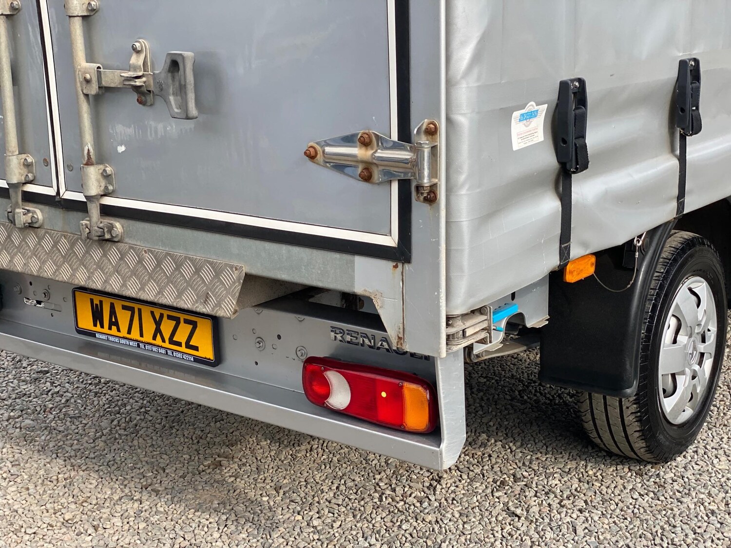Vehicle 33