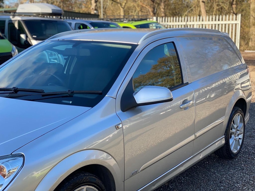 Used Vauxhall Astra Van 2008 for sale - 76698796: Photo 22