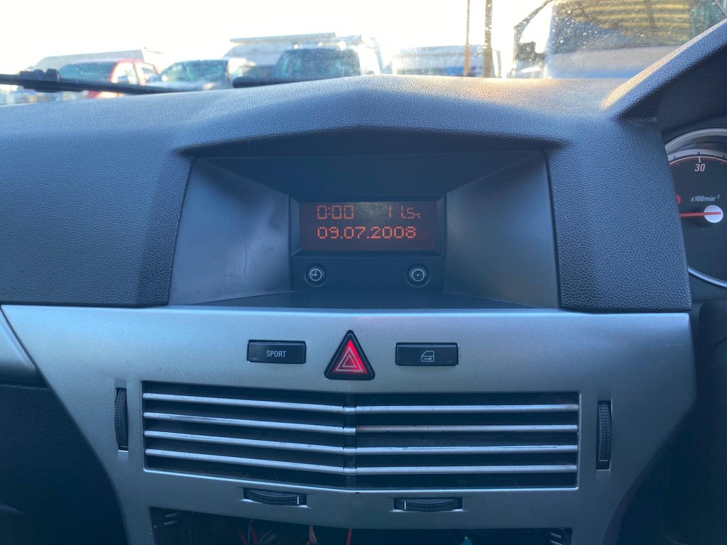 Used Vauxhall Astra Van 2008 for sale - 76698796: Photo 30