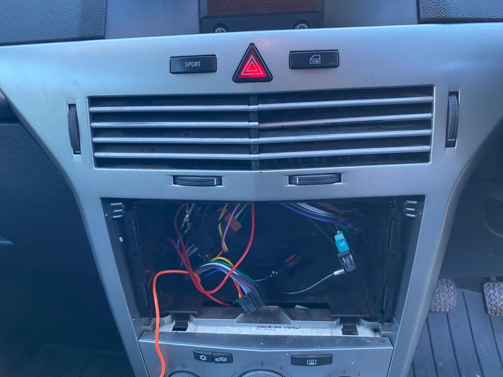 Used Vauxhall Astra Van 2008 for sale - 76698796: Photo 32