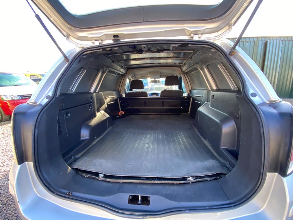 Used Vauxhall Astra Van 2008 for sale - 76698796: Photo 40