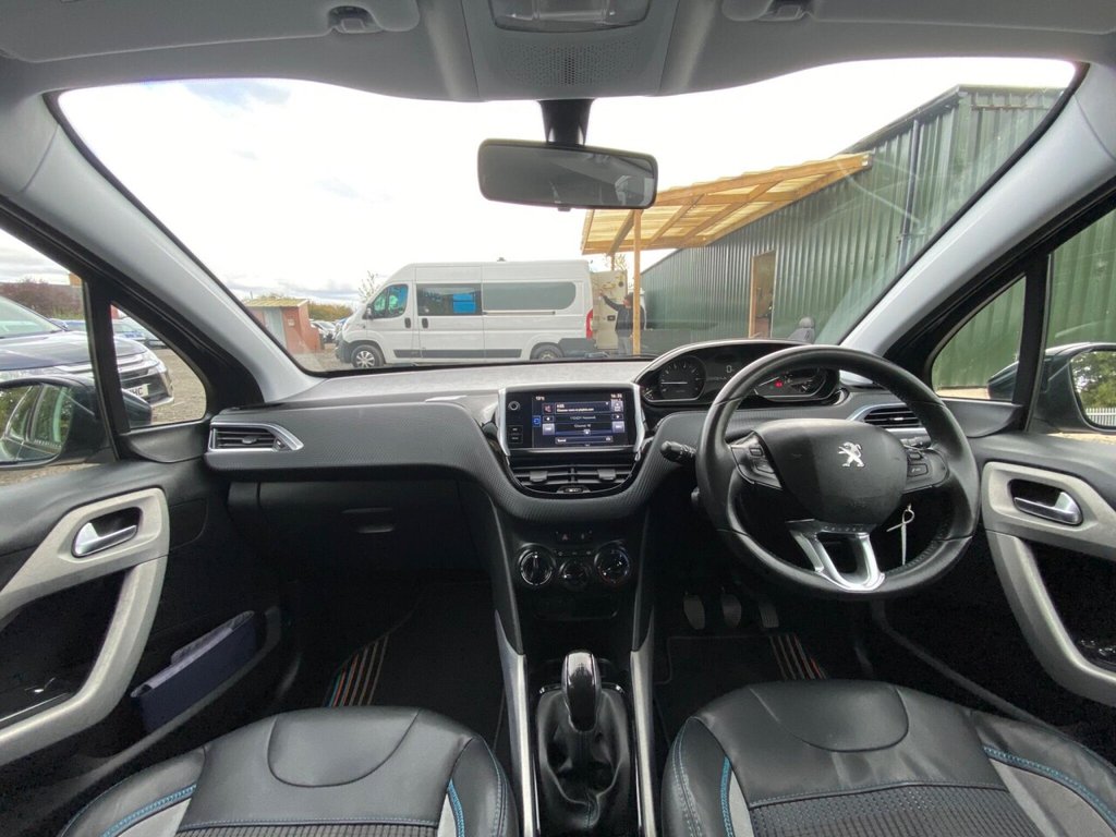 Used Peugeot 2008 2015 for sale - 76048371: Photo 10