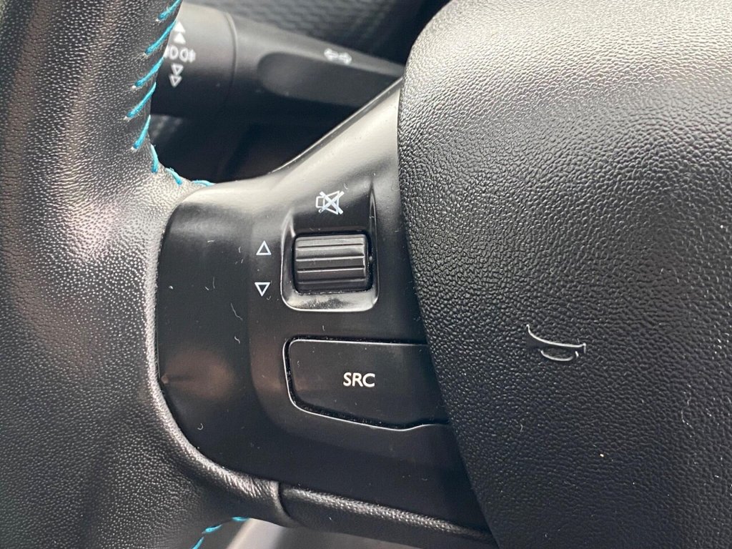 Used Peugeot 2008 2015 for sale - 76048371: Photo 39