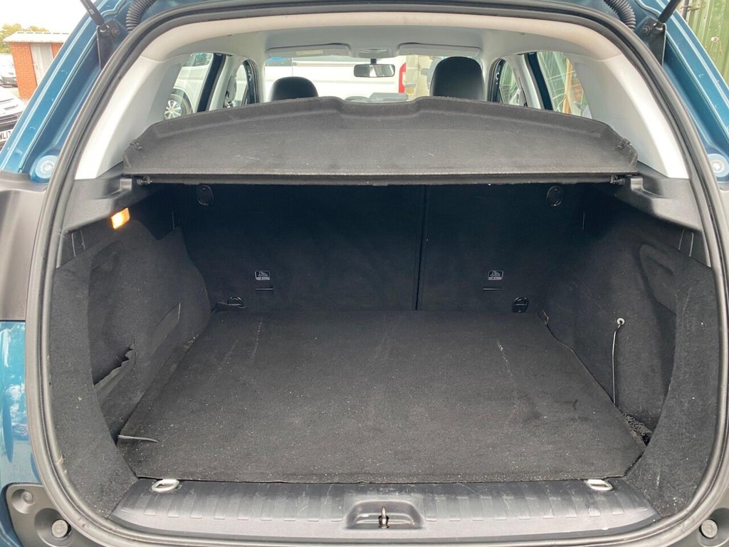 Used Peugeot 2008 2015 for sale - 76048371: Photo 50