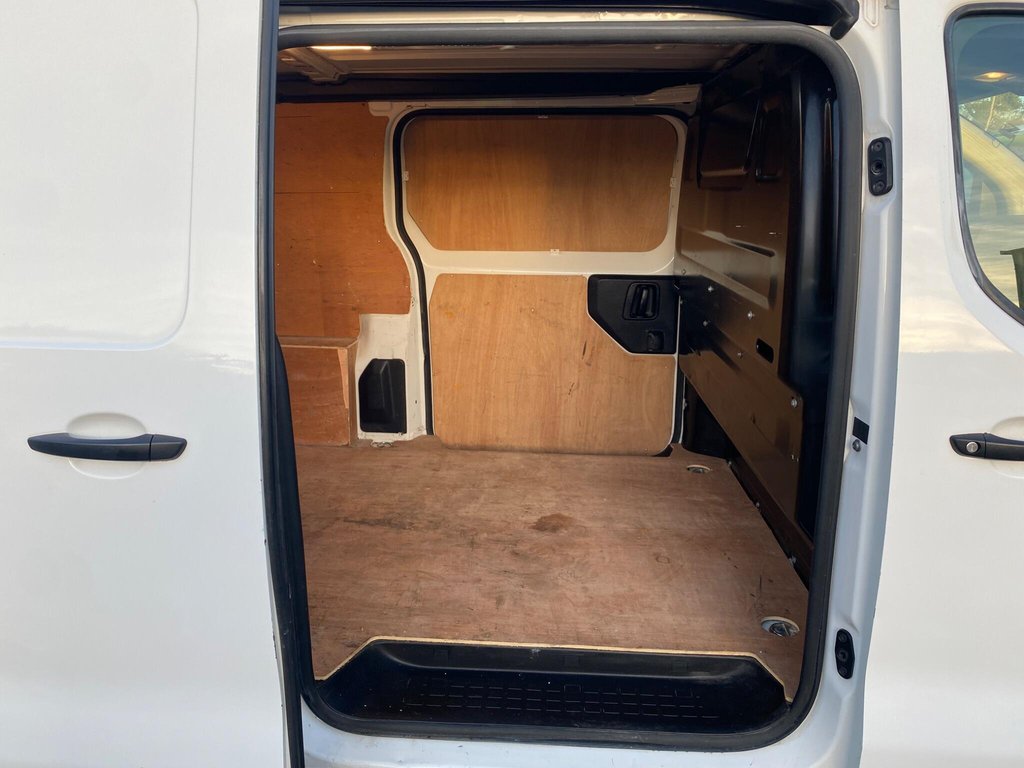 Used Peugeot Expert 2018 for sale - 77436405: Photo 10