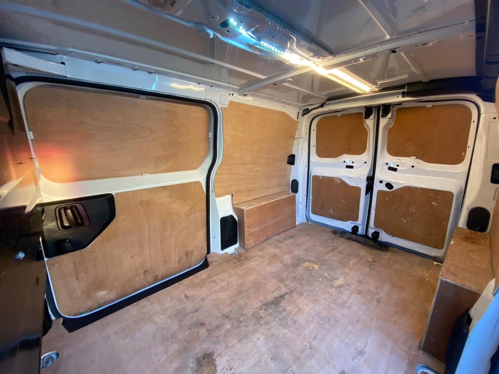 Used Peugeot Expert 2018 for sale - 77436405: Photo 18