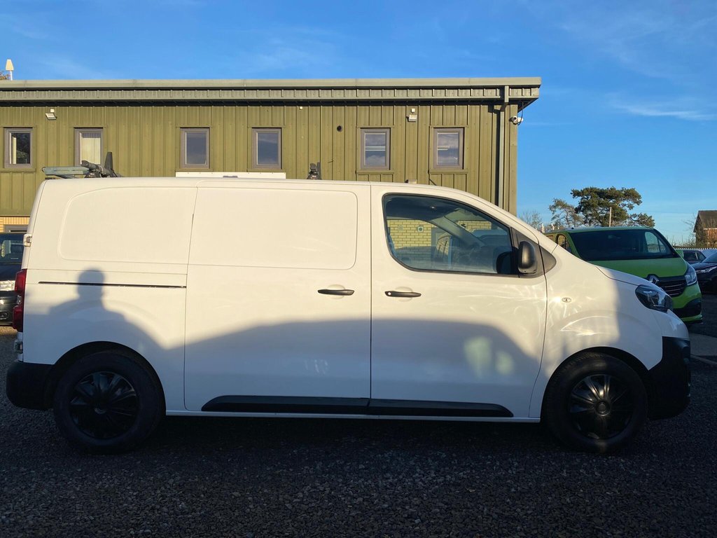 Used Peugeot Expert 2018 for sale - 77436405: Photo 25