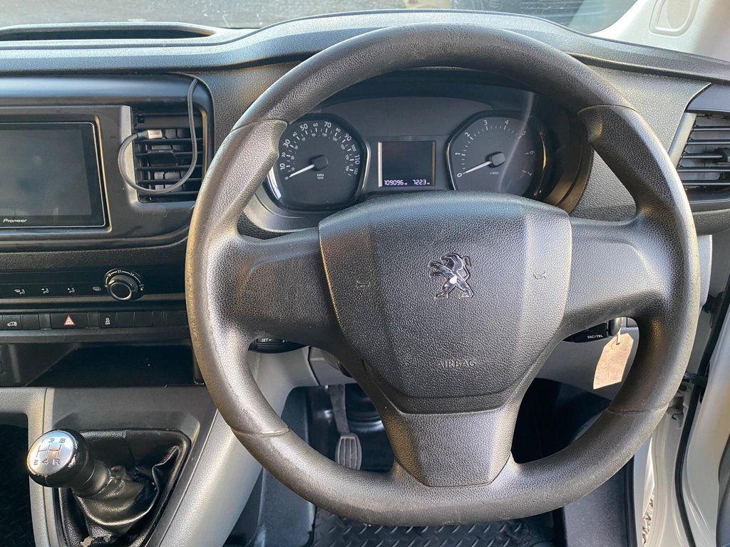 Used Peugeot Expert 2018 for sale - 77436405: Photo 41