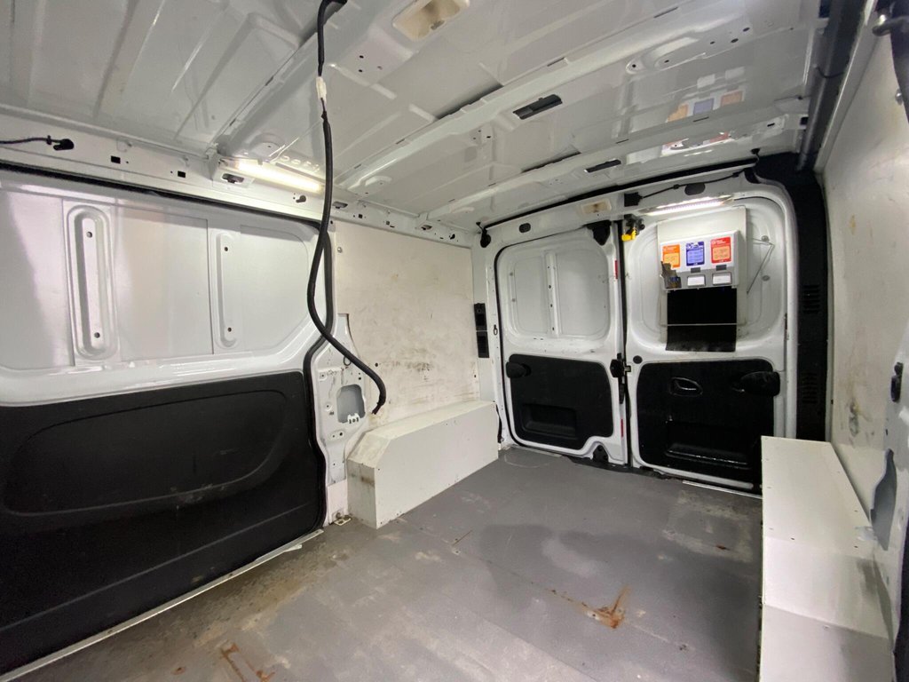 Used Vauxhall Vivaro 2016 for sale - 77399758: Photo 22