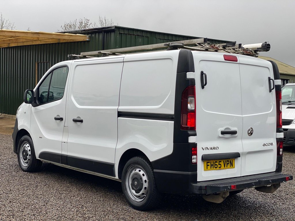 Used Vauxhall Vivaro 2016 for sale - 77399758: Photo 4