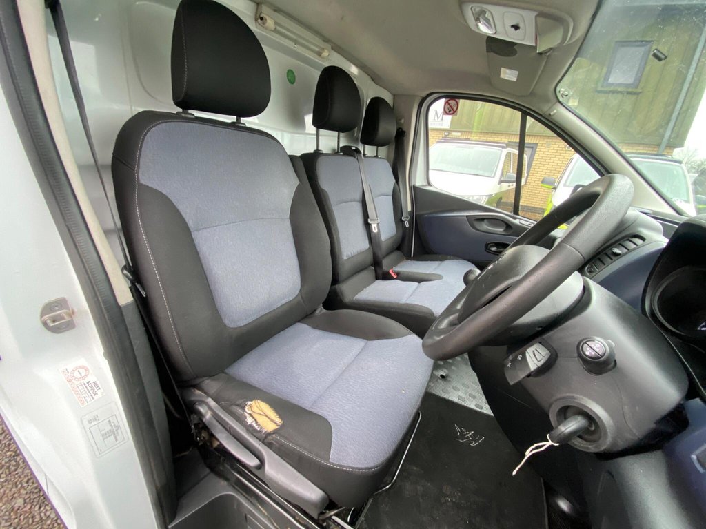 Used Vauxhall Vivaro 2016 for sale - 77399758: Photo 40