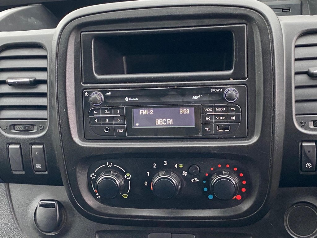 Used Vauxhall Vivaro 2016 for sale - 77399758: Photo 41