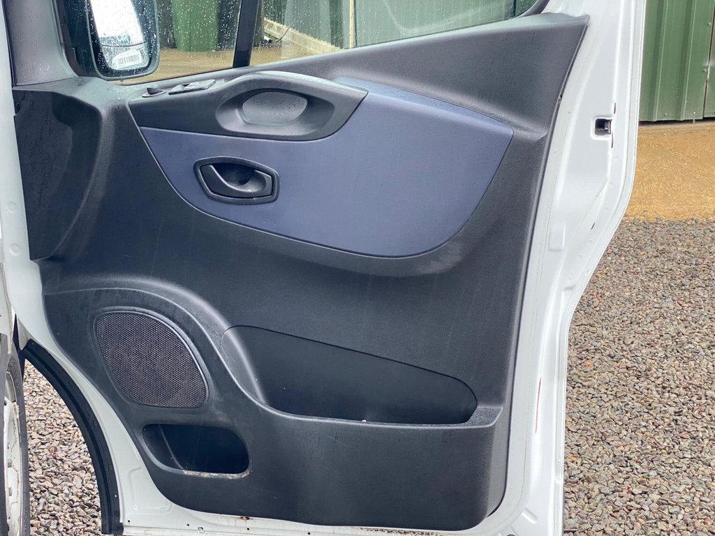 Used Vauxhall Vivaro 2016 for sale - 77399758: Photo 49