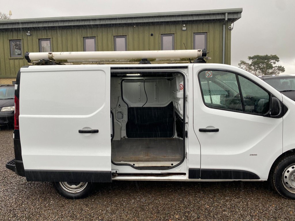 Used Vauxhall Vivaro 2016 for sale - 77399758: Photo 50